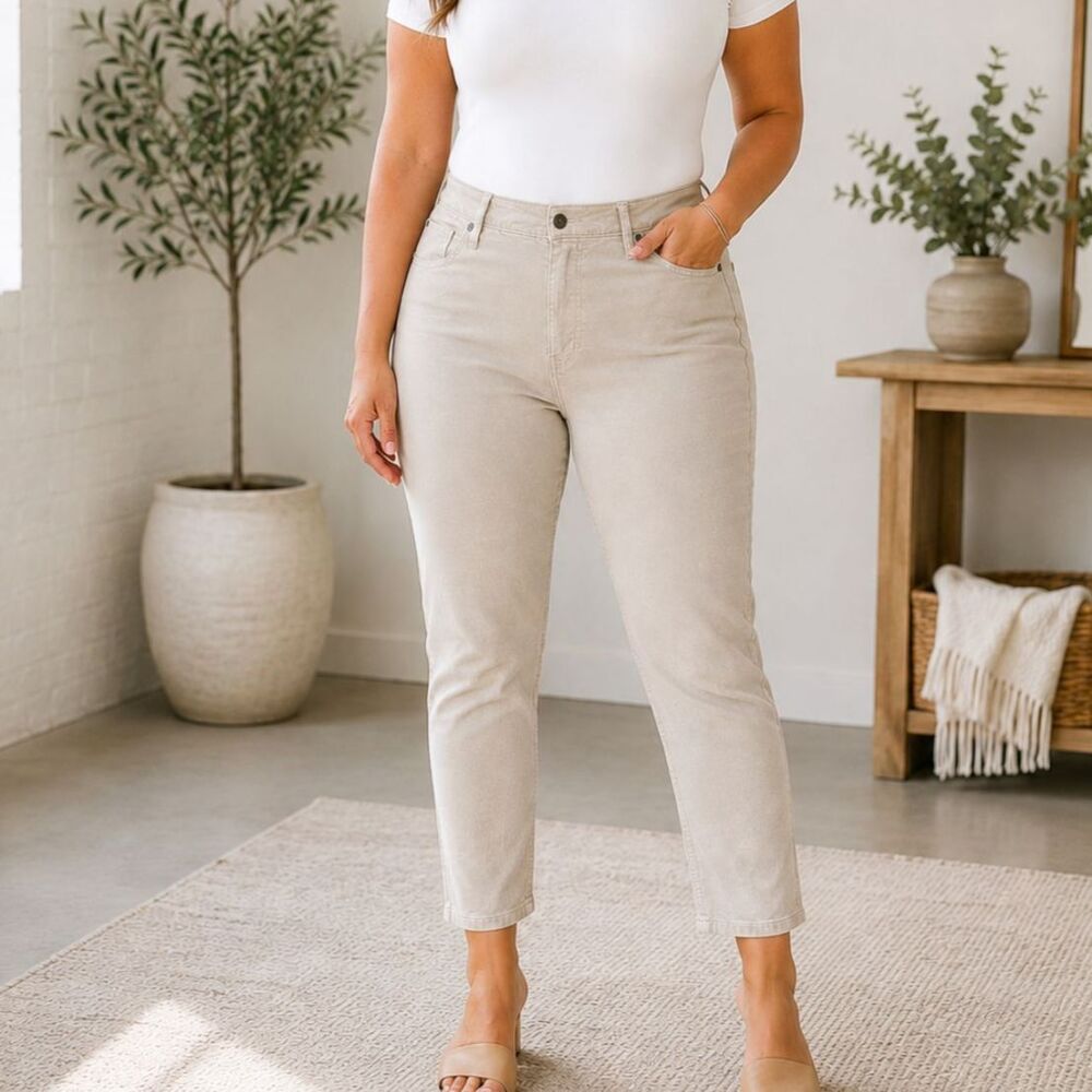 PAIGE Lennox Corduroy Pants Women’s 34 Beige Mid Rise Cropped Slim Minimalist